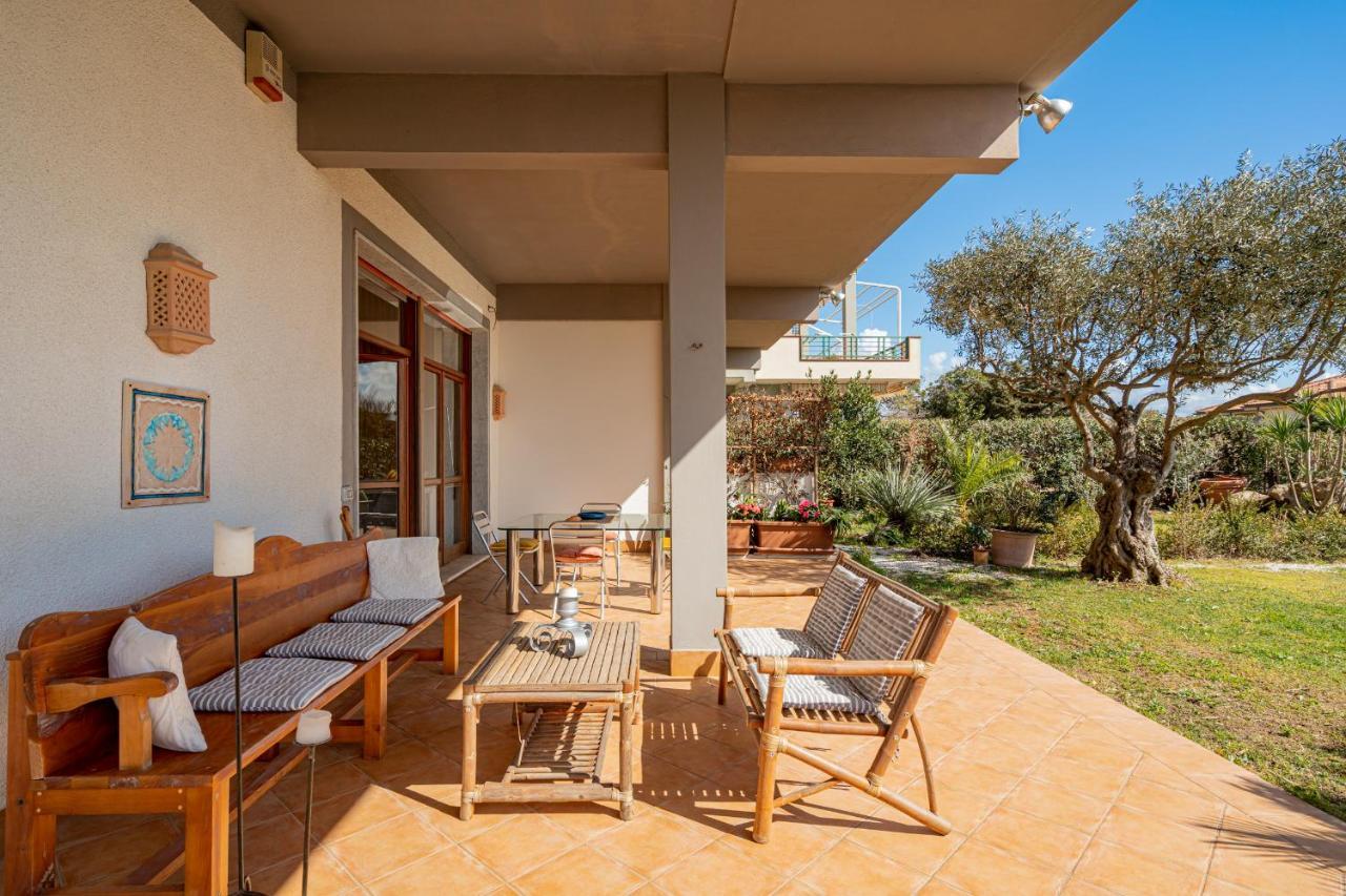 Villa Arrecifes Fertilia Exteriör bild