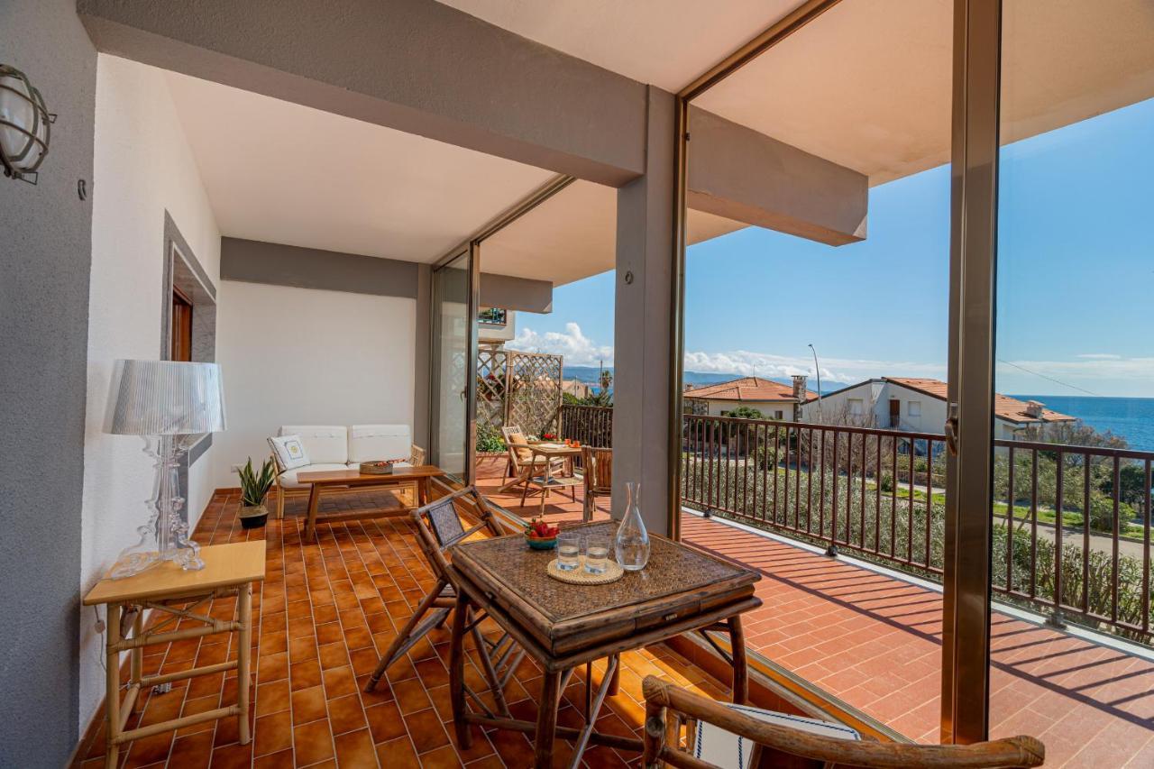 Villa Arrecifes Fertilia Exteriör bild